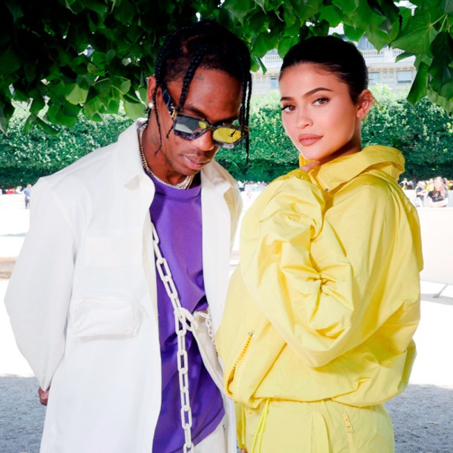 ESC: Travis Scott, Kylie Jenner